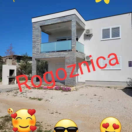 Maja * Rogoznica (Sibenik-Knin)